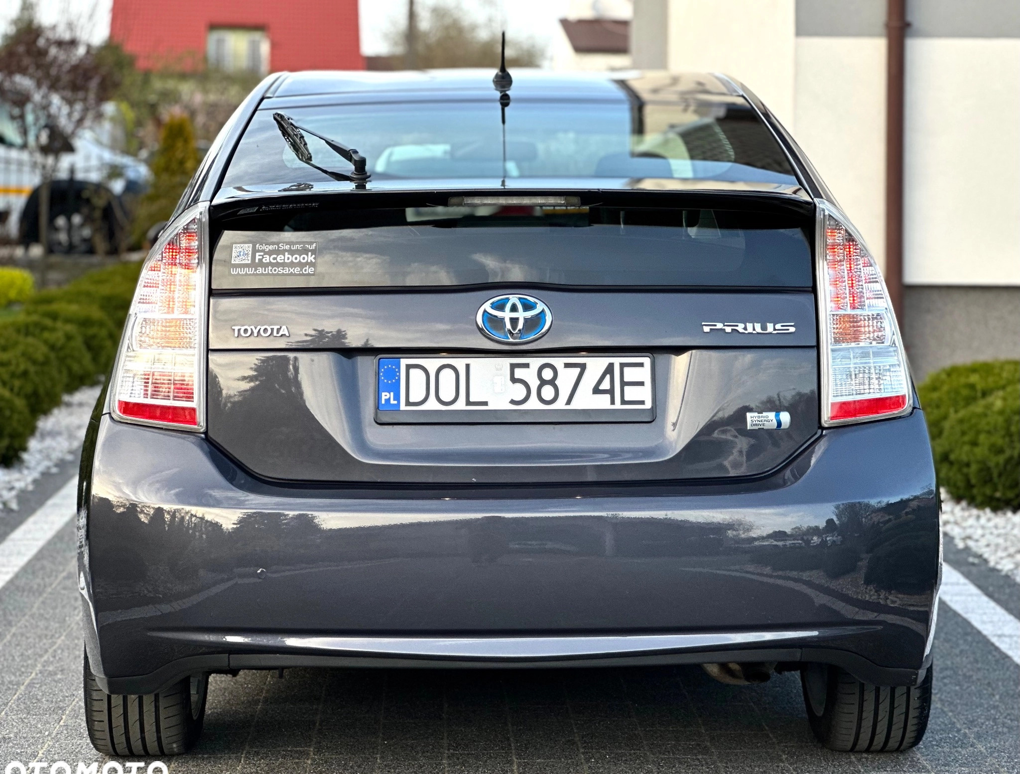 Toyota Prius cena 40900 przebieg: 185000, rok produkcji 2011 z Twardogóra małe 781